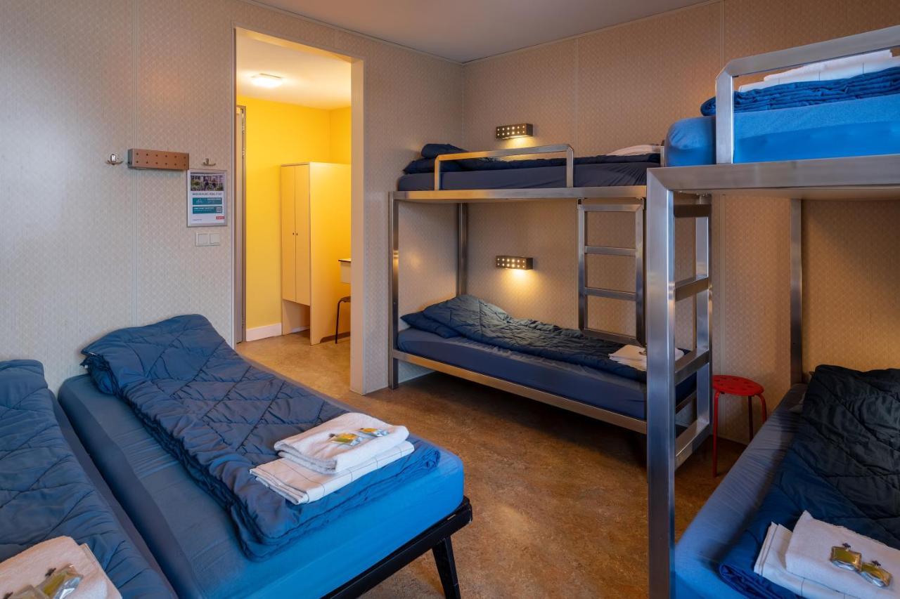 Familiekamer voor 6 Personen met Eigen Badkamer en Douche